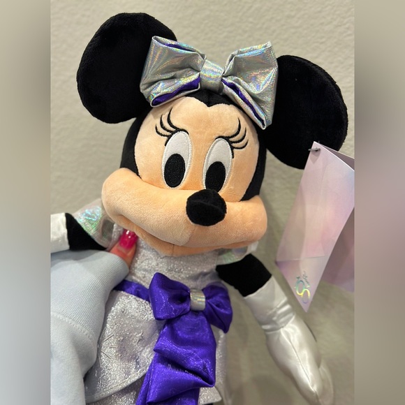 New Disney 100th Anniversary Minnie Plush - Picture 5 of 5